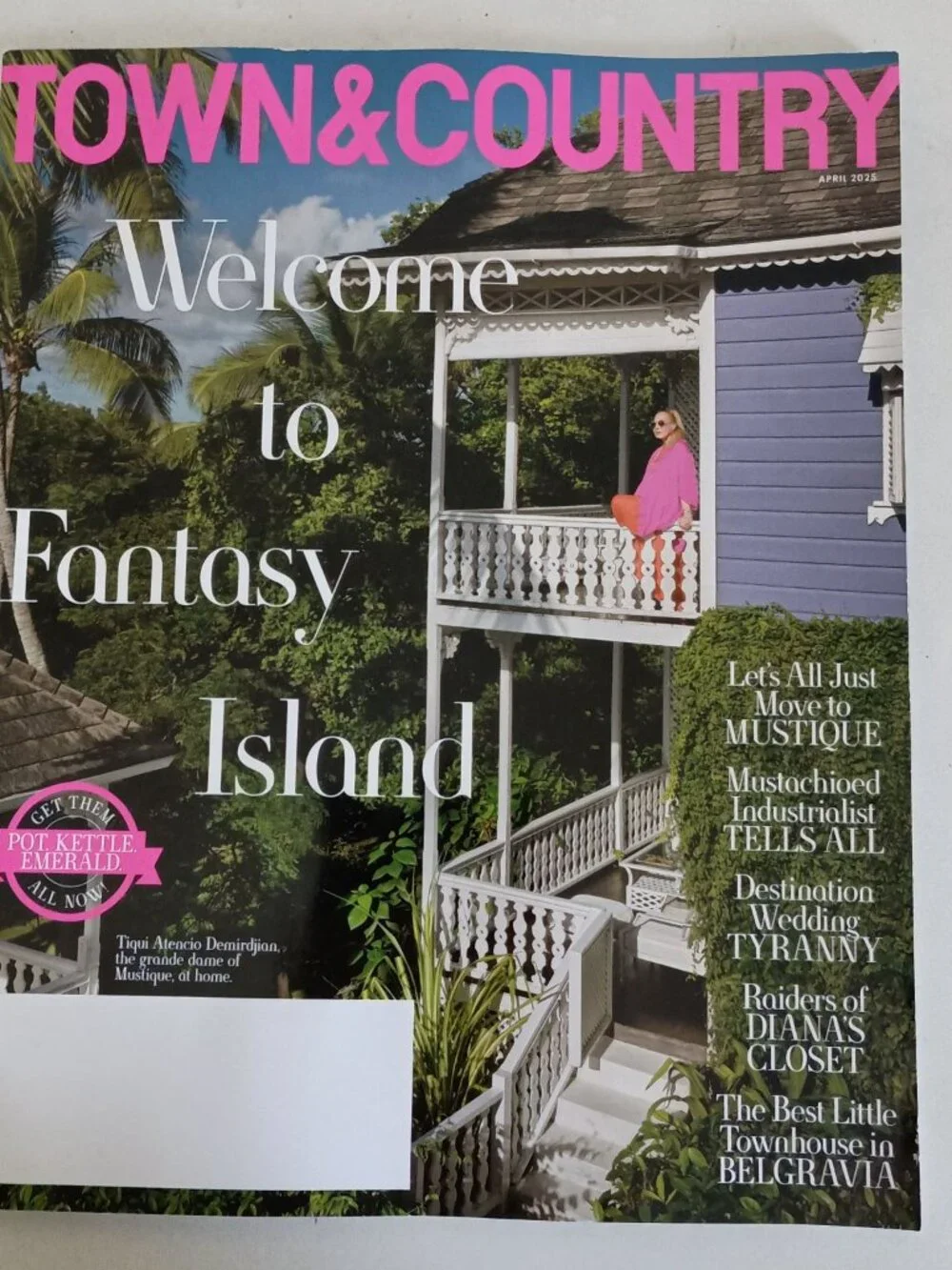 Town and Country magazine 6 pack March to October 2025